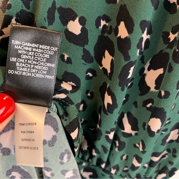 torrid sz 4 Green Pink Leopard Pattern Hi-Lo Stretch Midi Dress Animal Print - Picture 8 of 8